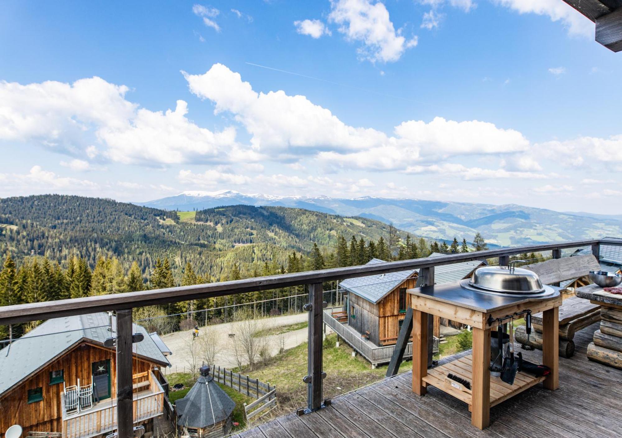 1A Chalet "Wolke" Wandern, Grillen, Wellness Im Traumhaus Wolfsberg Luaran gambar