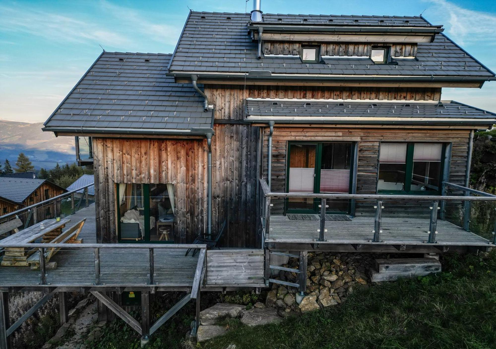 1A Chalet "Wolke" Wandern, Grillen, Wellness Im Traumhaus Wolfsberg Luaran gambar