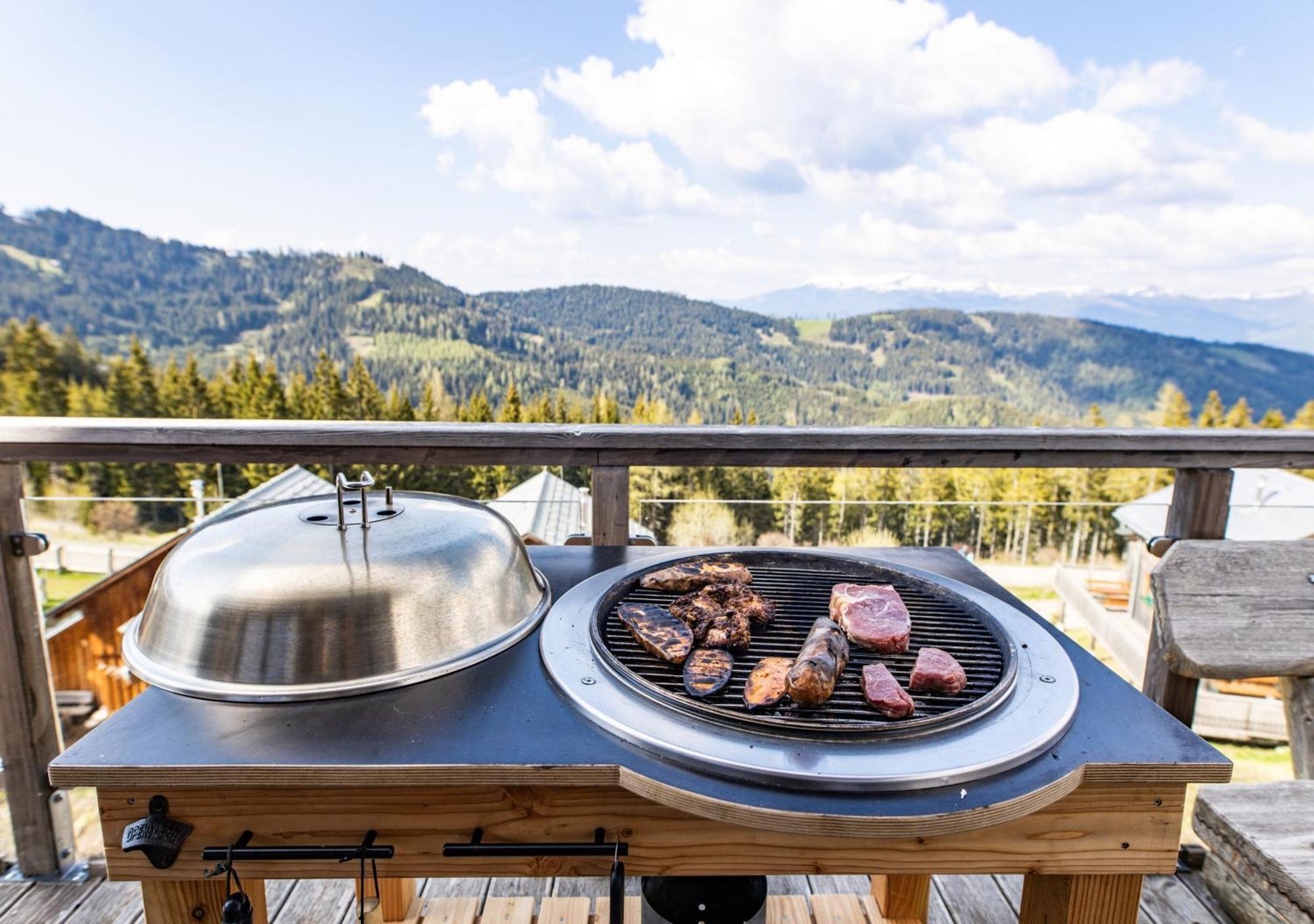 1A Chalet "Wolke" Wandern, Grillen, Wellness Im Traumhaus Wolfsberg Luaran gambar